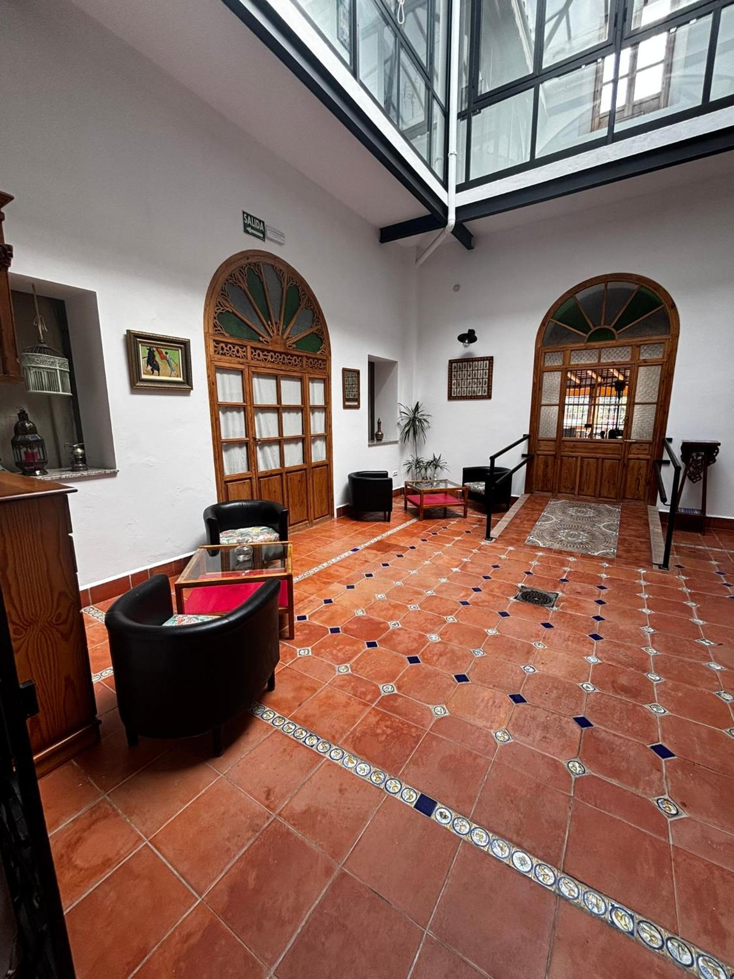 Hotel Entreolivos エル・ペドロソ エクステリア 写真